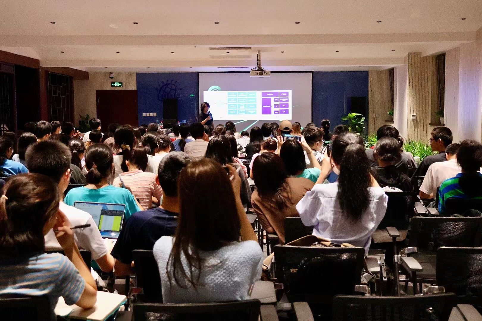 AI Circle 讲座现场